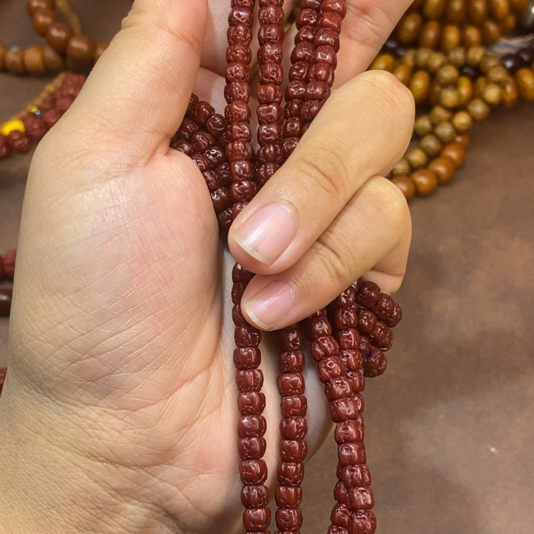 ****桐金刚菩提吊坠佛手