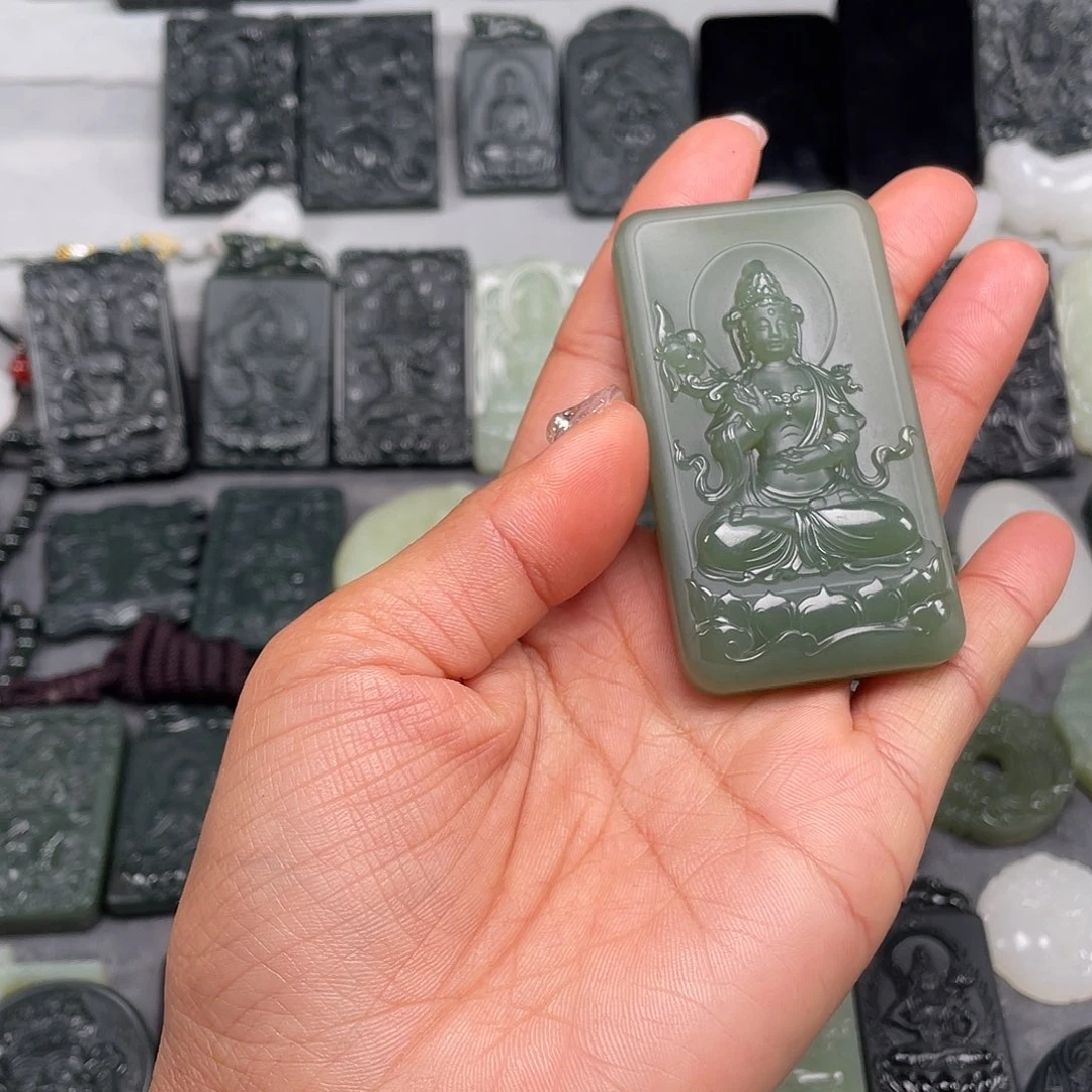 和田玉未镶嵌颈饰