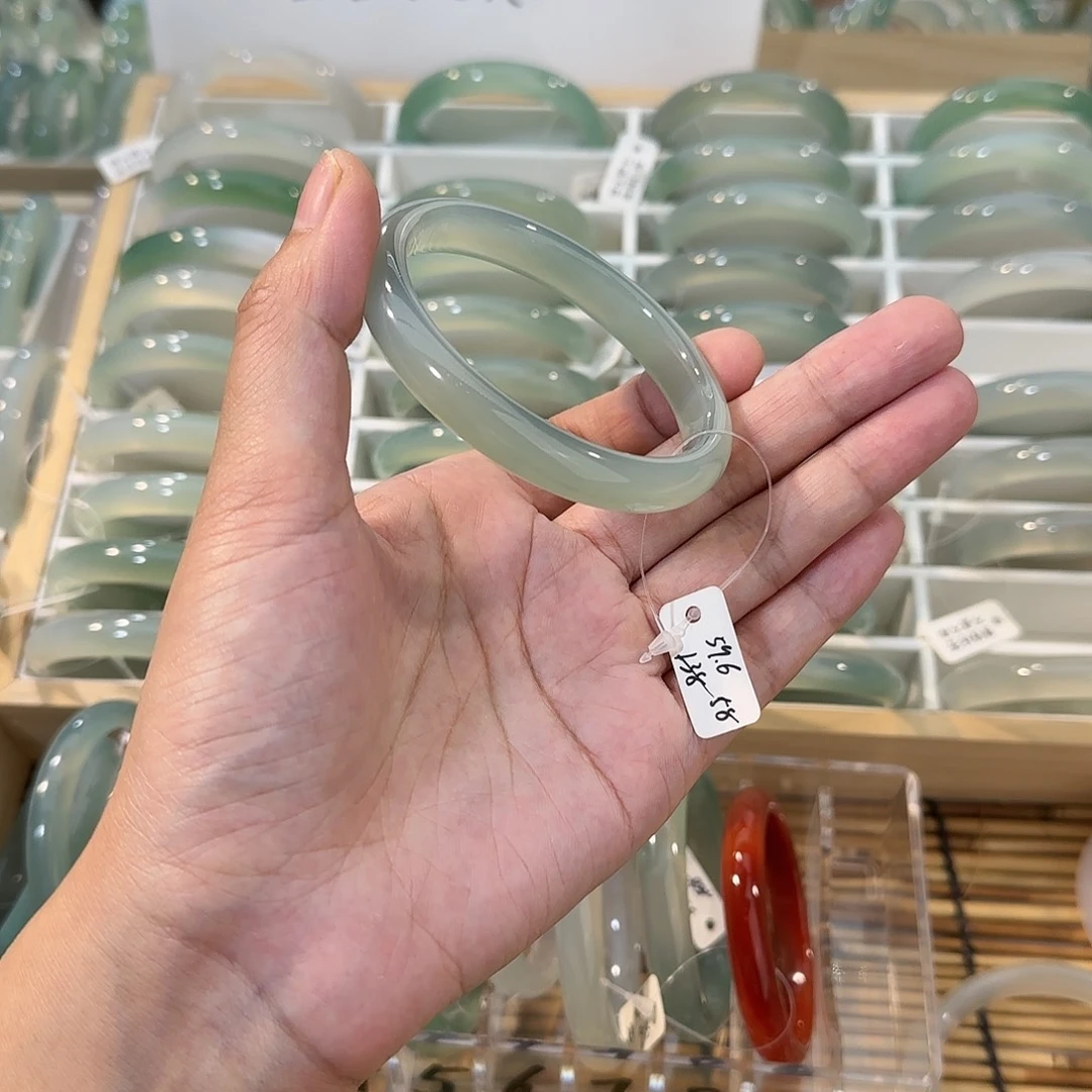 手镯玛瑙/玉髓未镶嵌圈口59.6