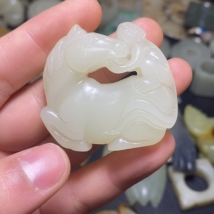 和田玉（糖玉）未镶嵌颈饰