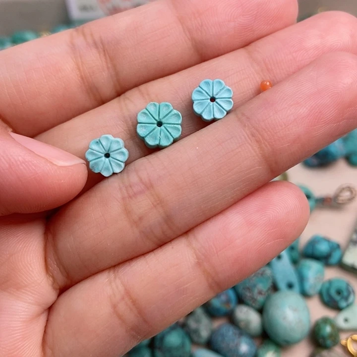 南红玛瑙未镶嵌珠宝奇石