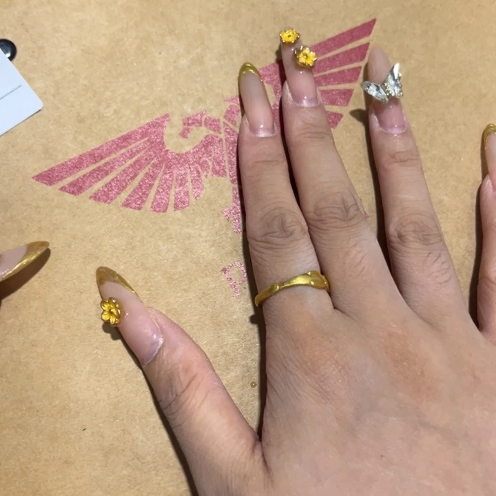 绿泥____________________________