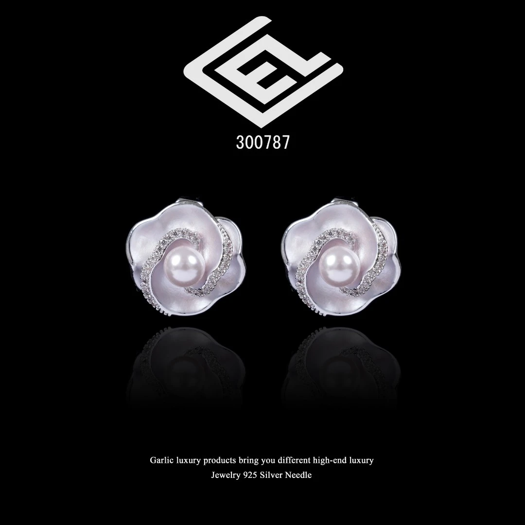 镀K金  CEL William【紫苏】Perilla耳饰~300787