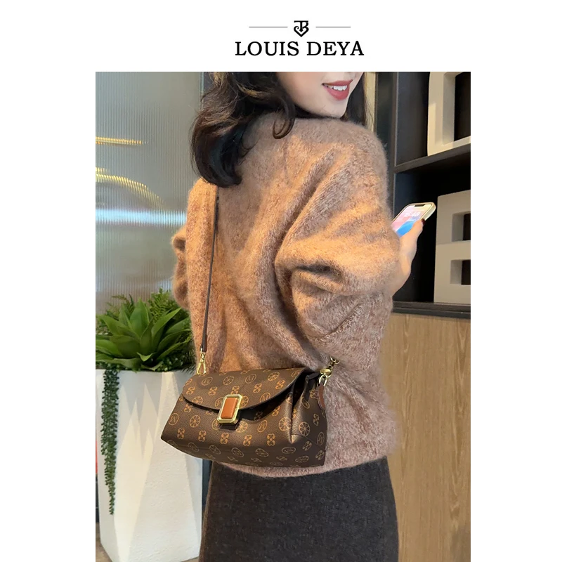 秋冬新款女式小包包轻奢风多层款拉链单肩款斜挎包