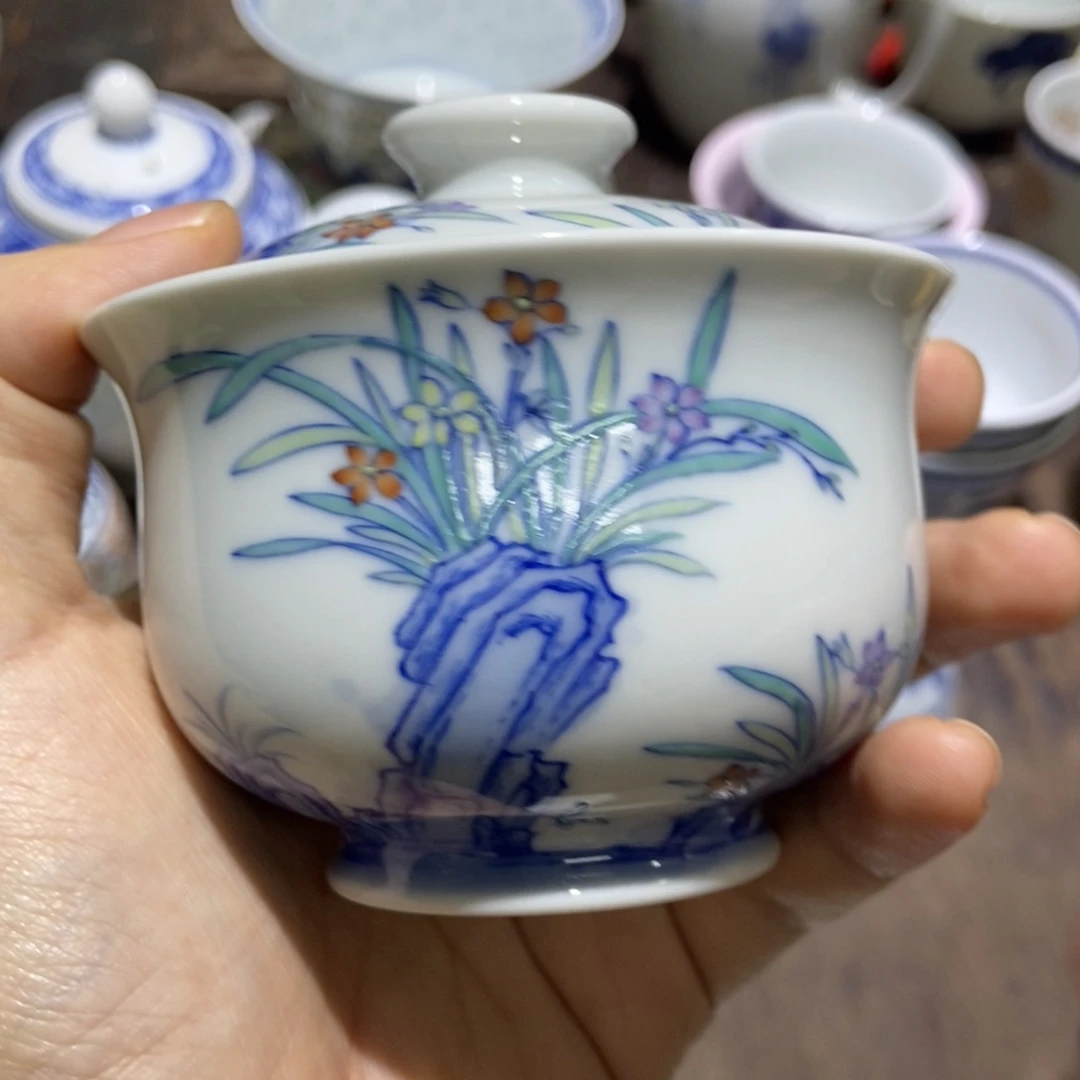 钧***汐陶瓷艺术品的制作