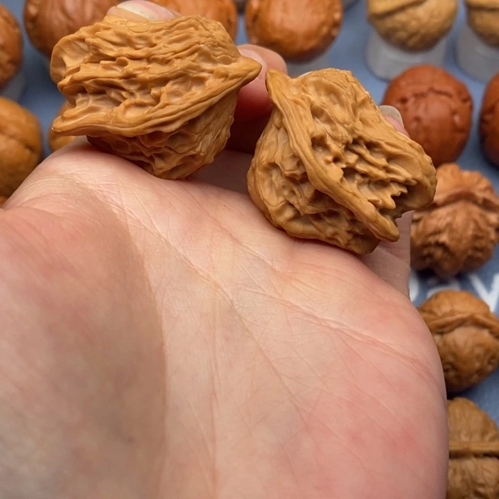 文玩核桃把件鸳鸯