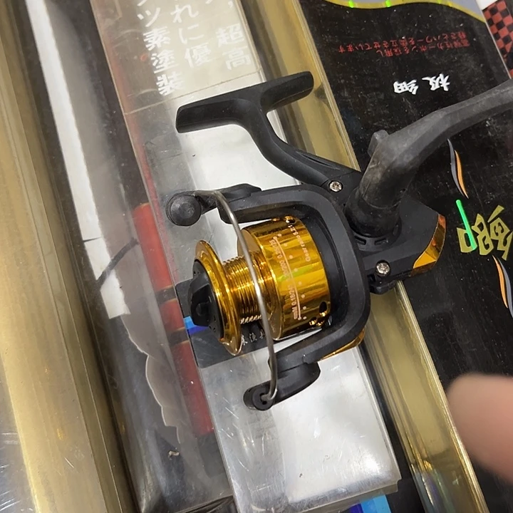 金色防车轮微瑕疵发一个