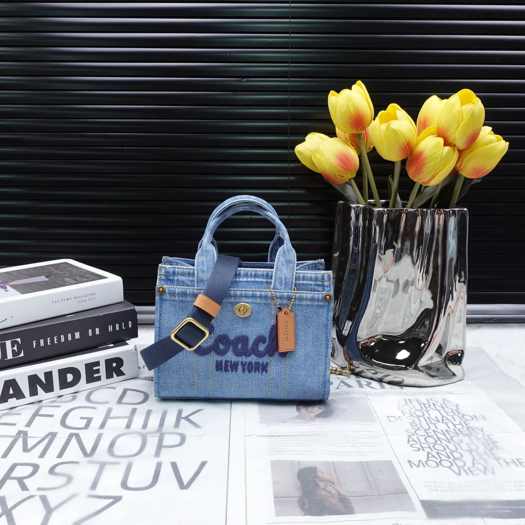 95新 COACH/蔻驰 单肩包/T10280827