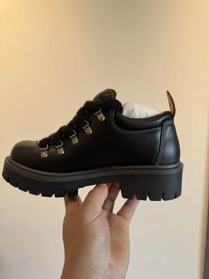 马户德比登山鞋 时尚休闲