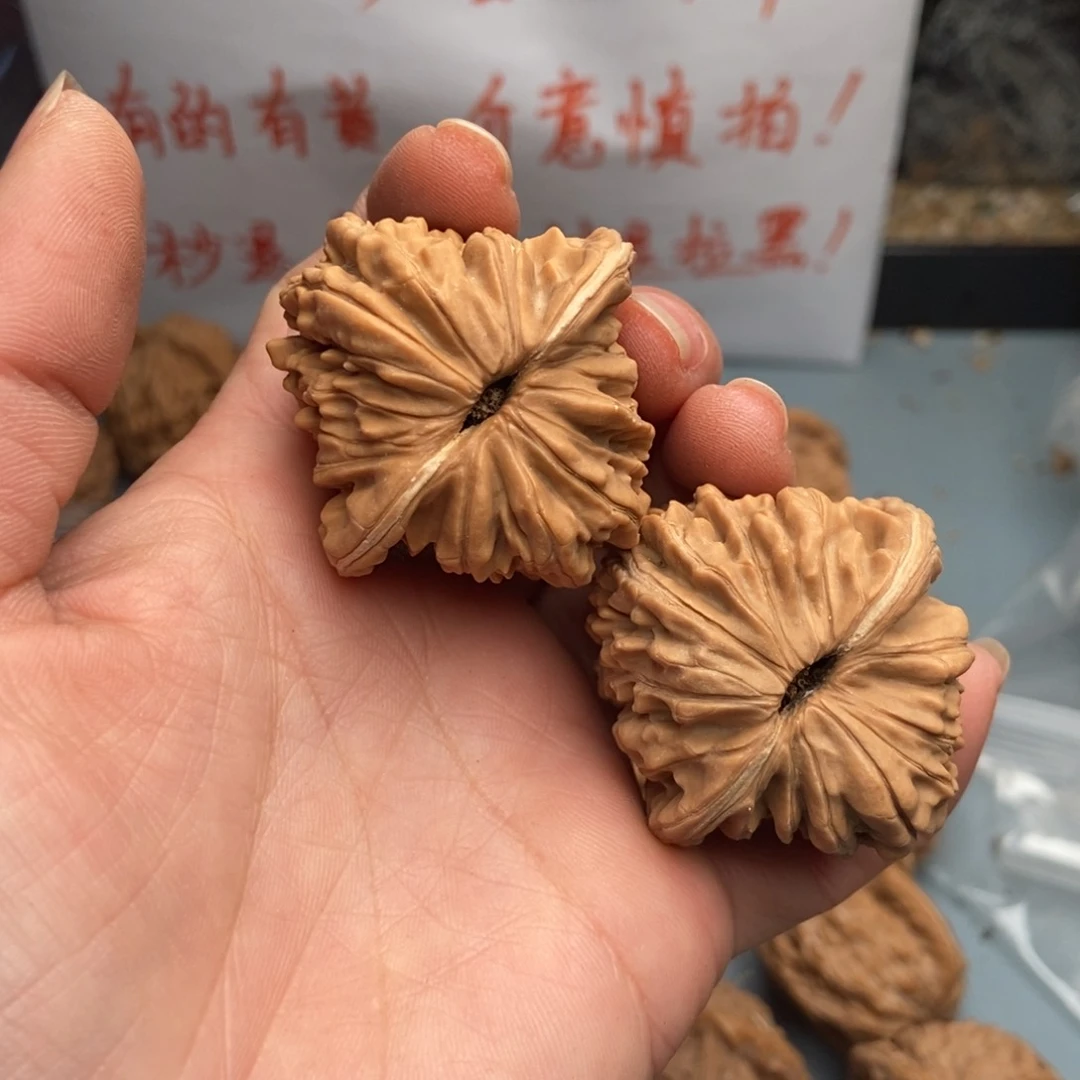 文玩核桃吊坠可**烦四座楼43