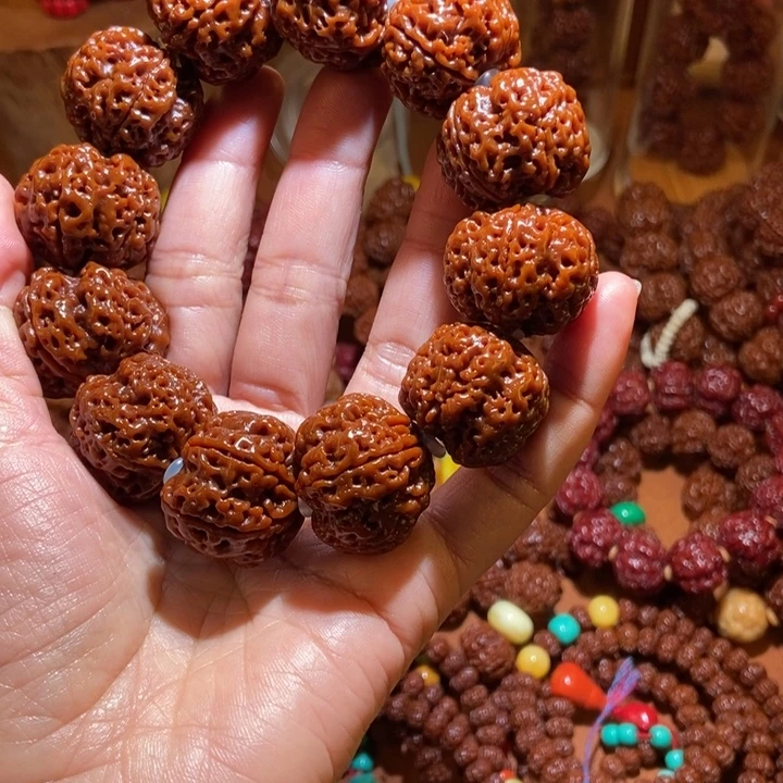 吊坠金刚菩提275玉化一物