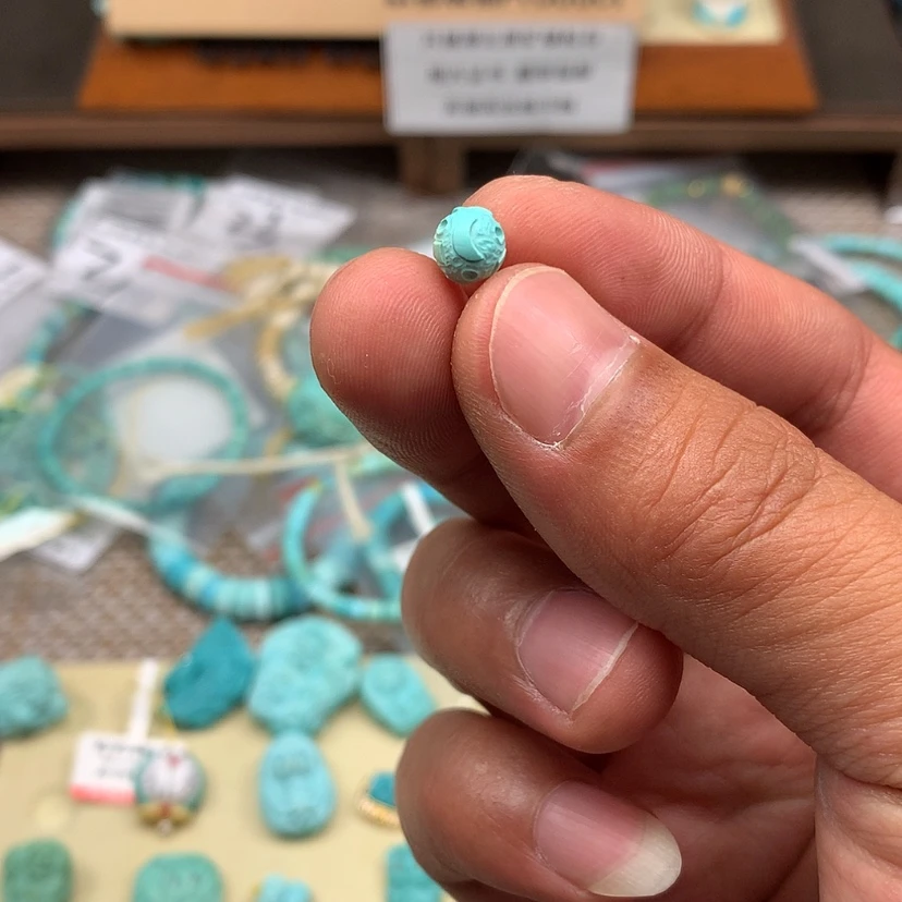 【闪购商品】绿松石未镶嵌颈饰1