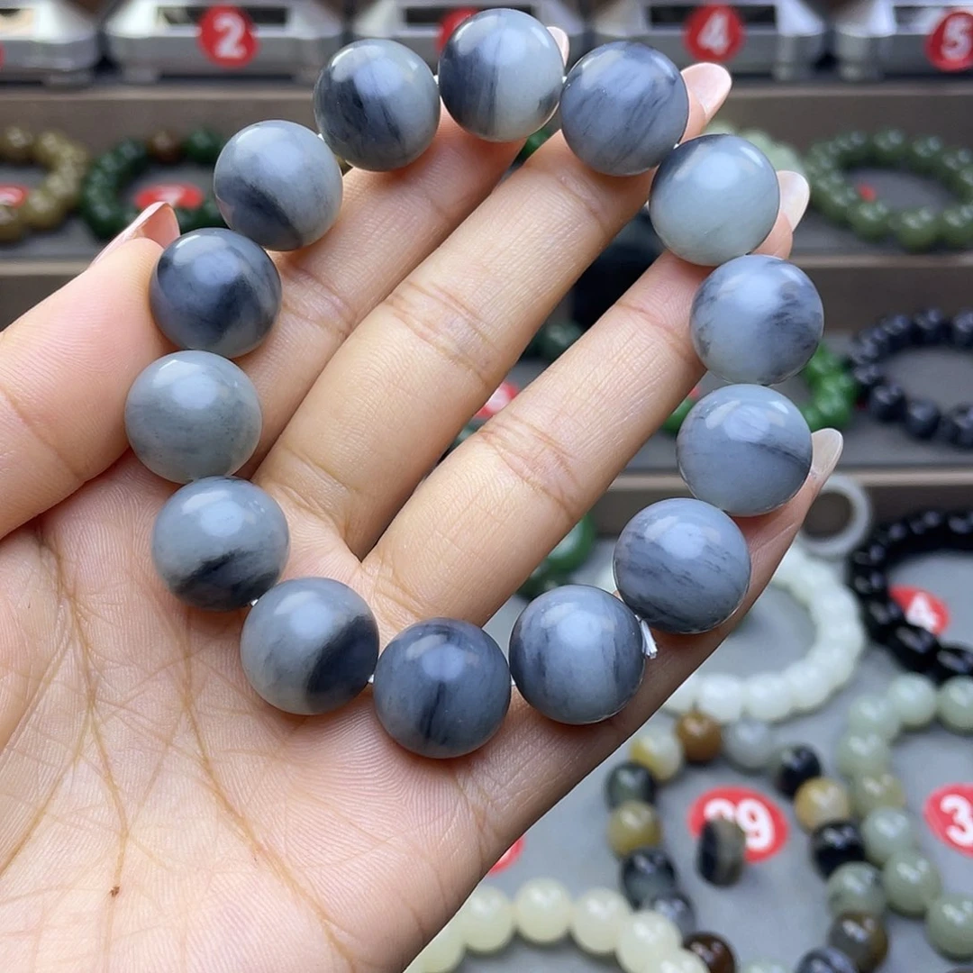 手串未镶嵌和田玉缘*