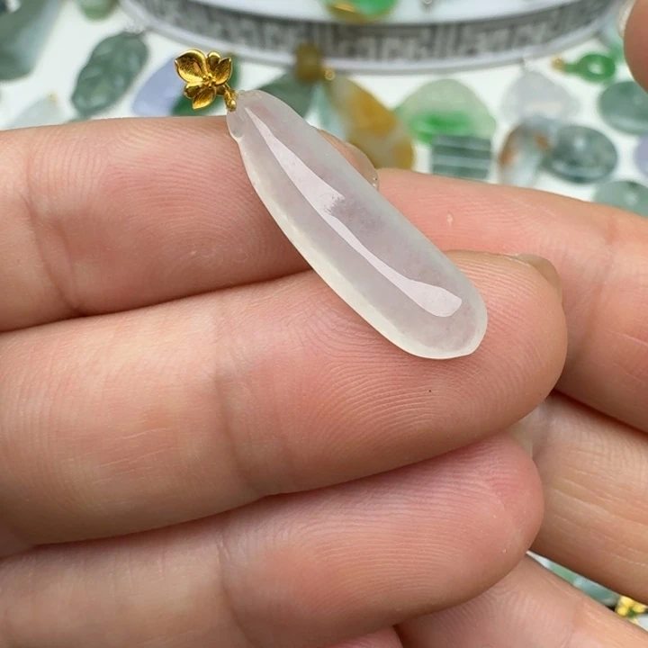 吊坠(不含链)18K金镶嵌翡翠