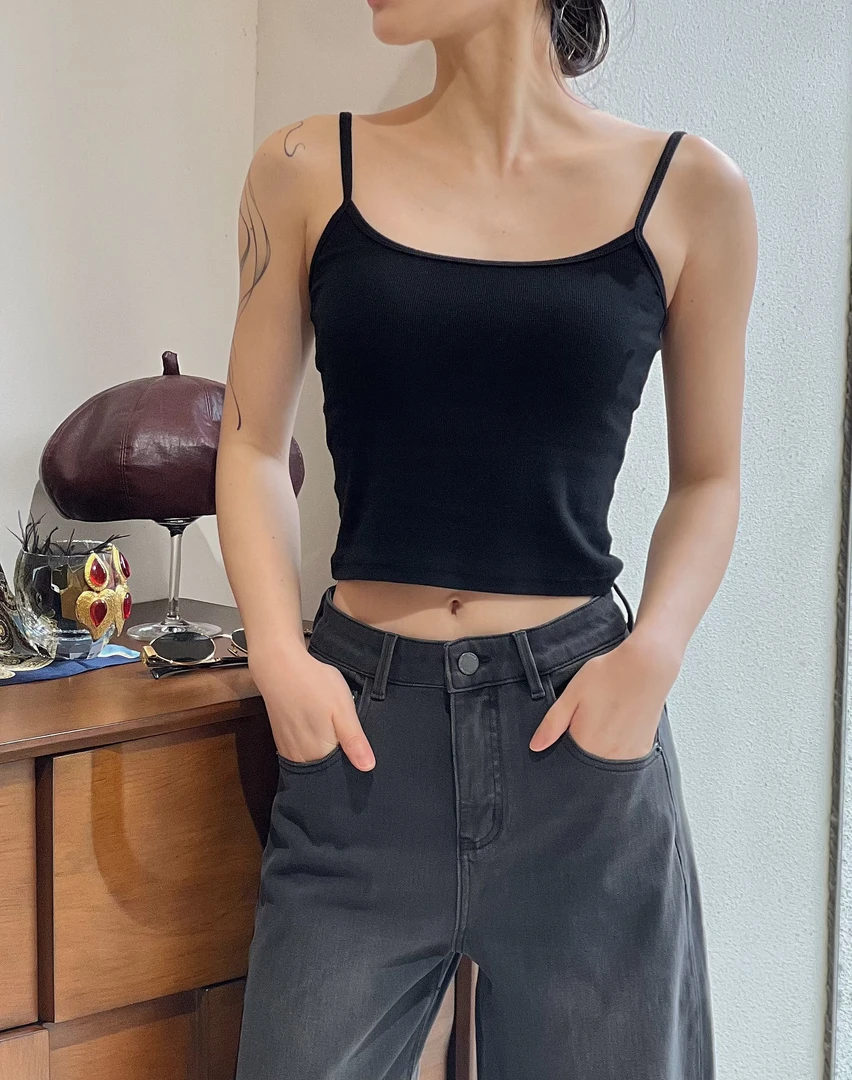 【豆豆精选】小心机吊带百搭简约通勤修身美背