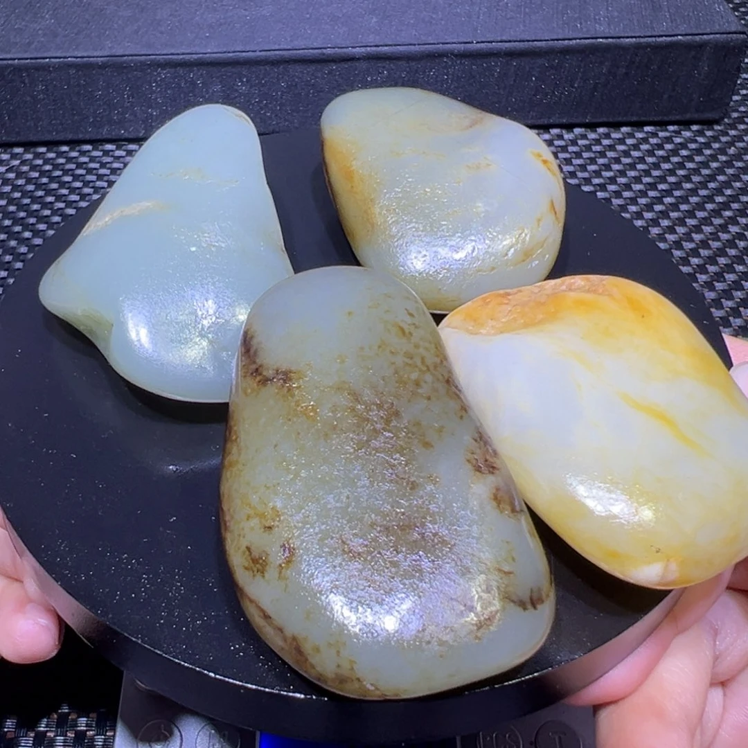 吊坠(不含链)未镶嵌和田玉（子料）303-49
