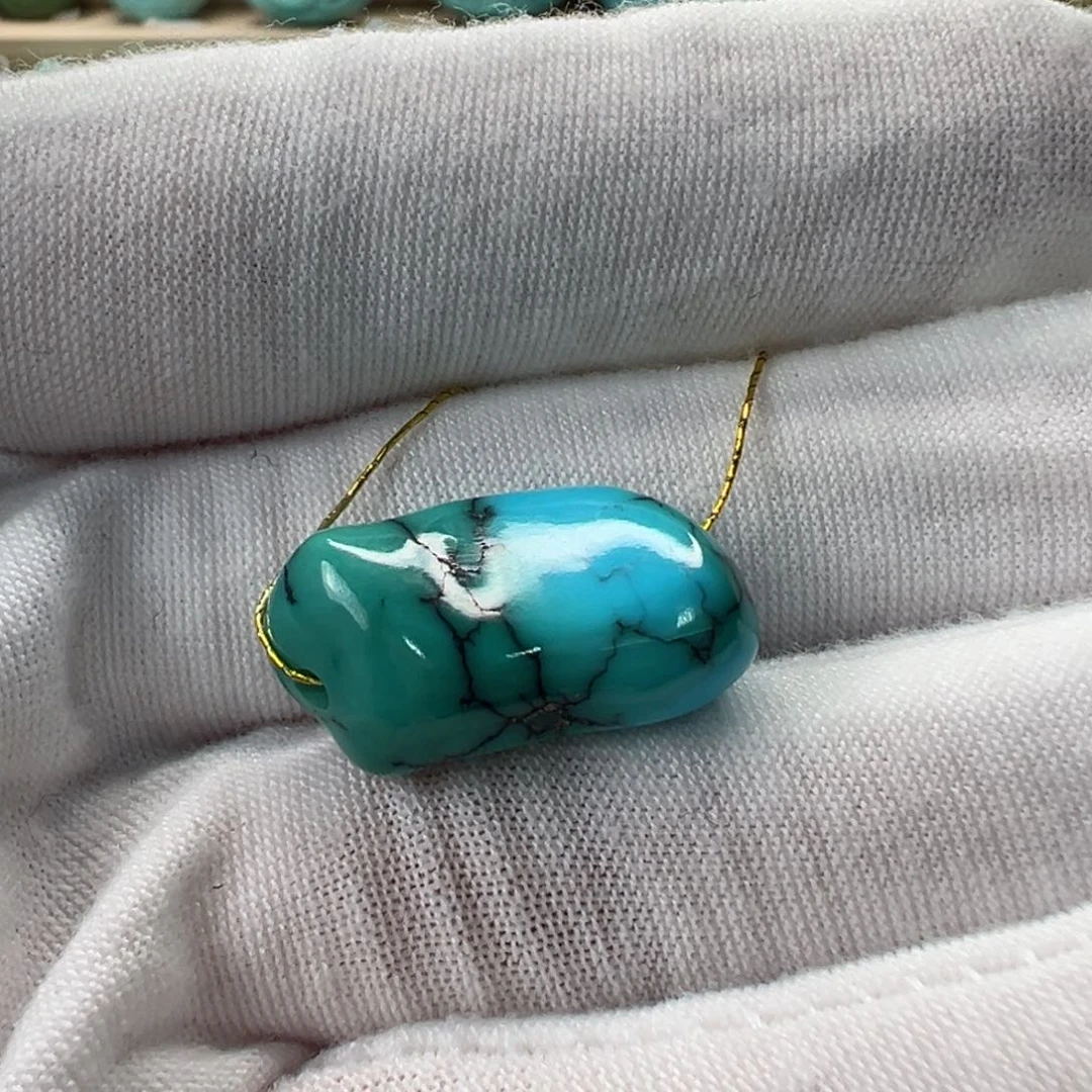未镶嵌绿松石随形12.3mm