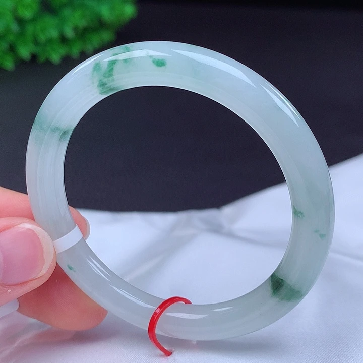 翡翠未镶嵌手镯52圈686008