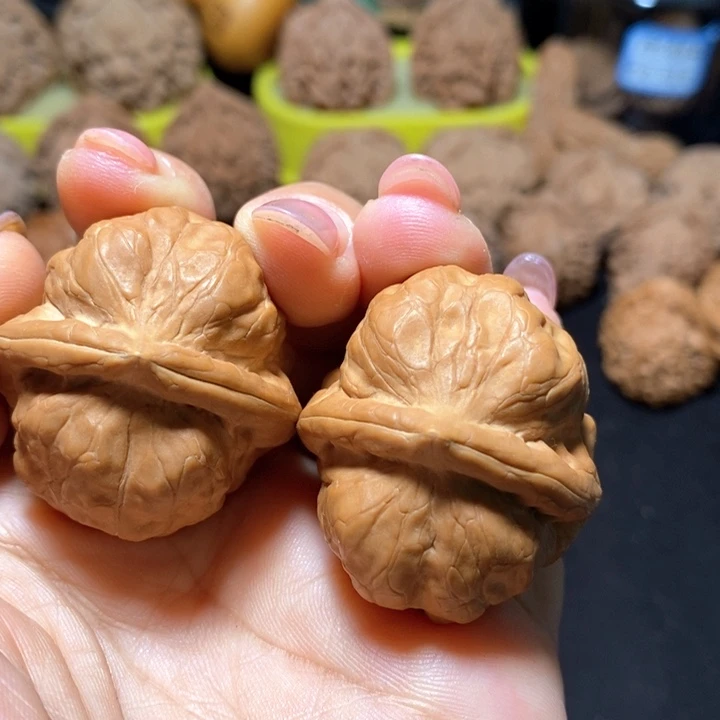 吊坠桃核古蟾全品35尺