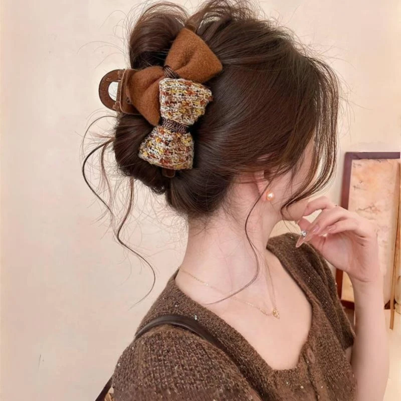2025新南瓜色AB面蝴蝶结抓夹大号女高级感鲨鱼夹子发夹后脑勺头饰