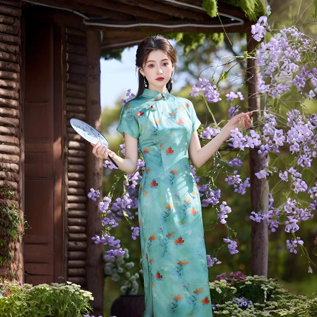 春水绿|新中式绿色印花缎面旗袍女夏2025新款收腰版日常穿S-2XL