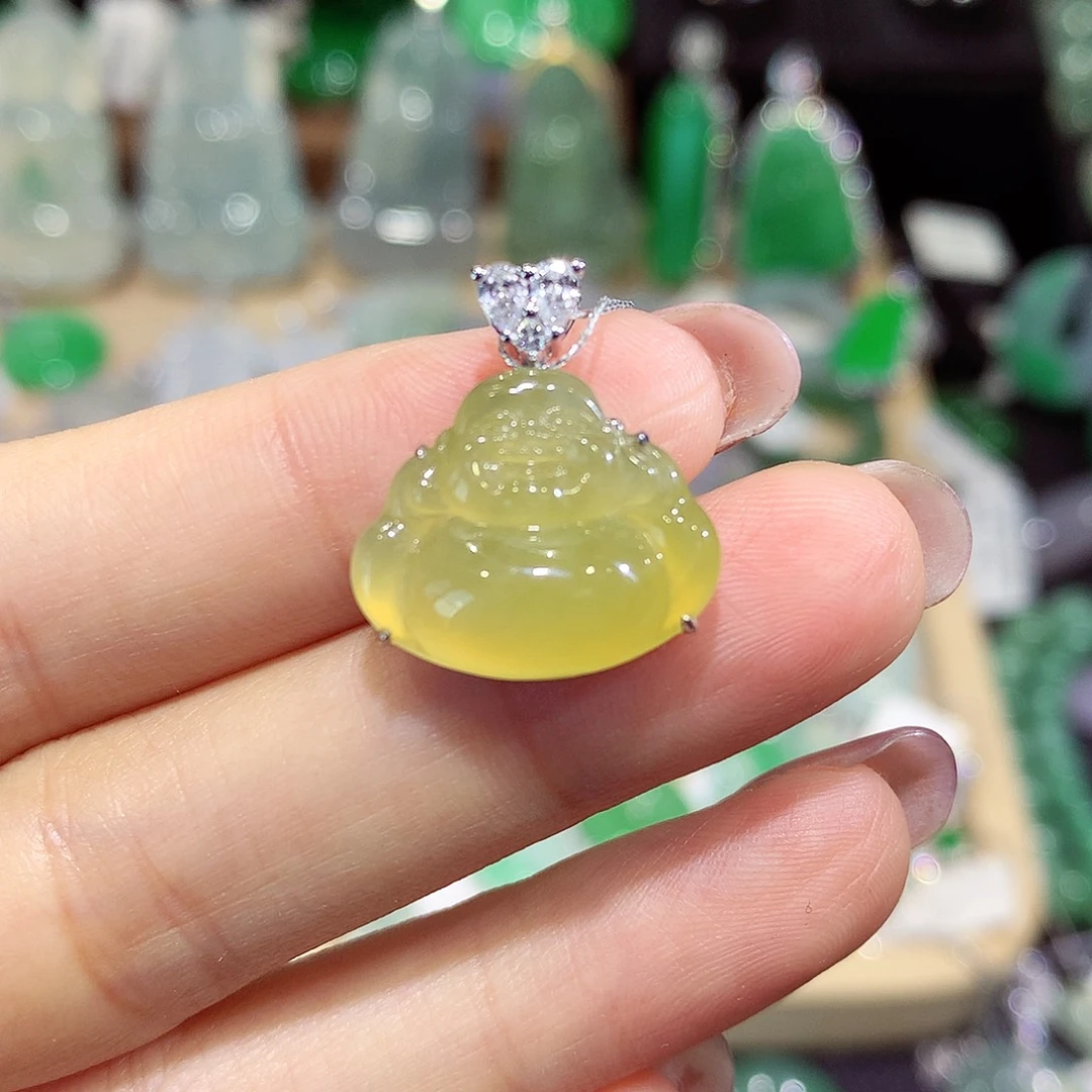 翡翠18K金镶嵌颈饰佛