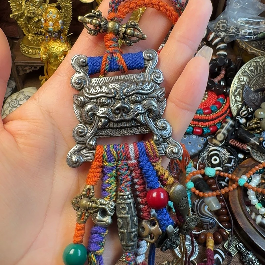 泥塑扎西德勒独特设计