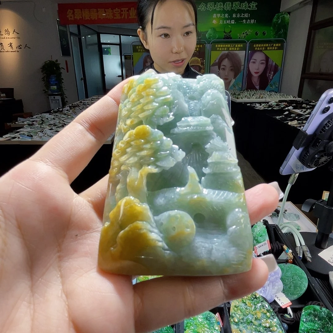 颈饰未镶嵌翡翠一