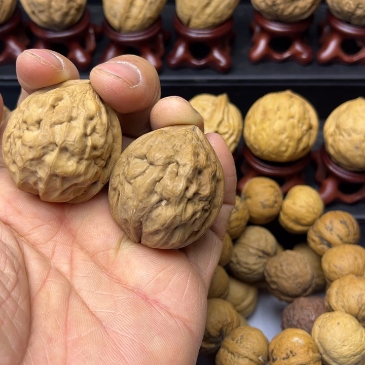 文玩核桃把件龙鳞疙瘩包4