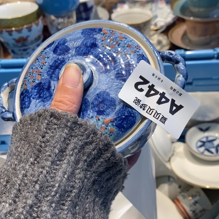 J***J哈哈哈哈哈哈哈哈