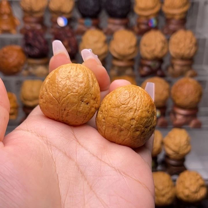 文玩核桃吊坠蛇皮钢炮Y06