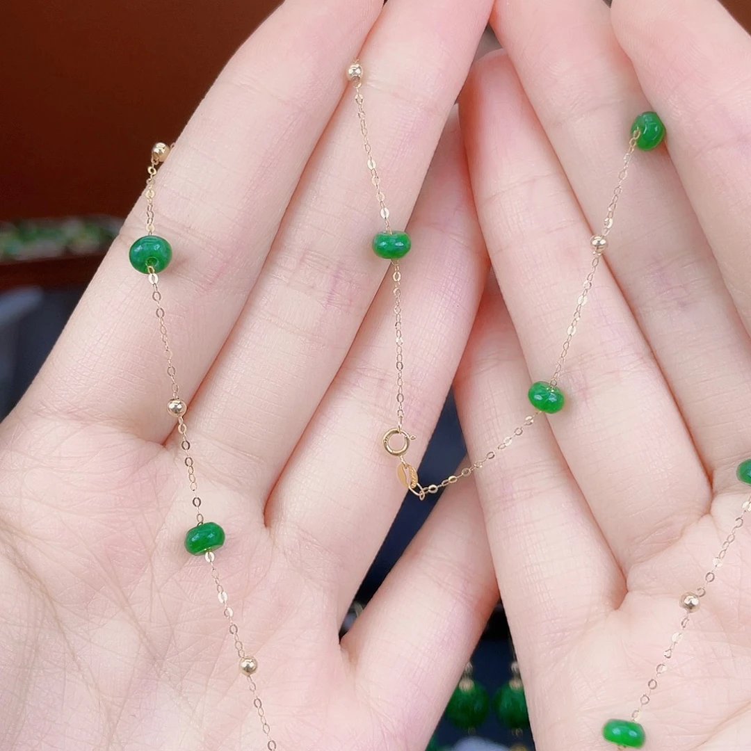 翡翠18K金镶嵌耳饰