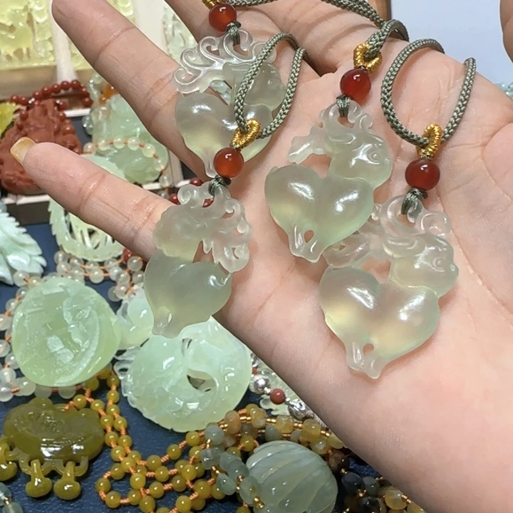 未镶嵌蛇纹石玉小摆