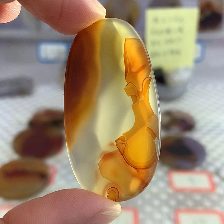 玛瑙/玉髓未镶嵌颈饰