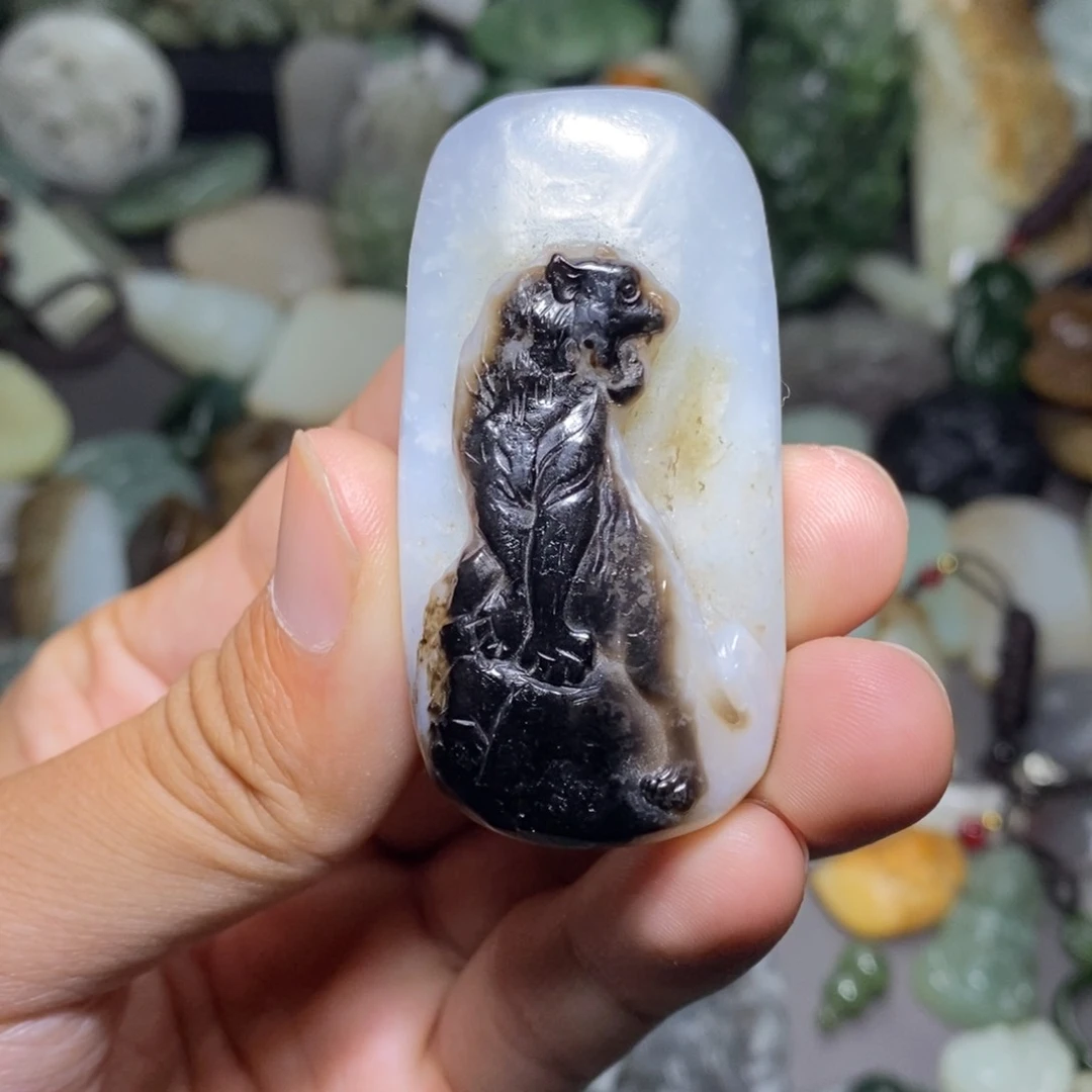 颈饰未镶嵌和田玉