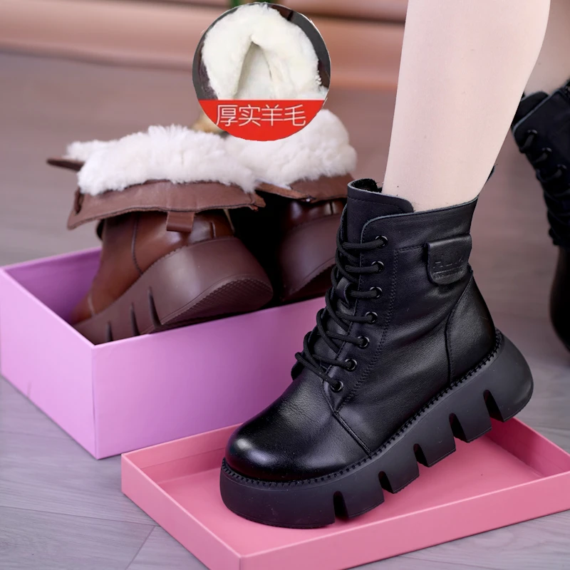 2025年冬季新款头层牛皮马丁靴女真皮厚底短靴皮毛一体羊毛雪地靴