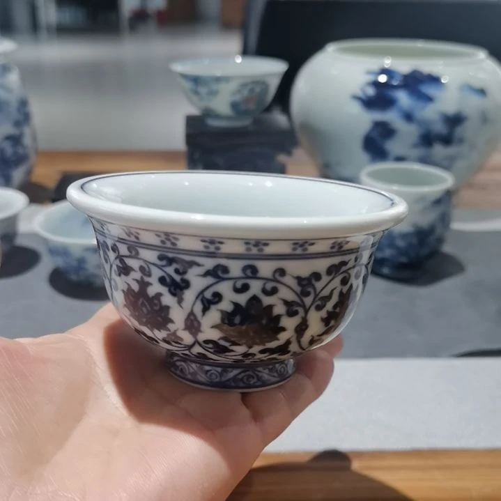 杯不*说手工手绘柴窑永乐压手缠枝莲