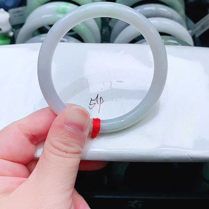 翡翠未镶嵌手镯523