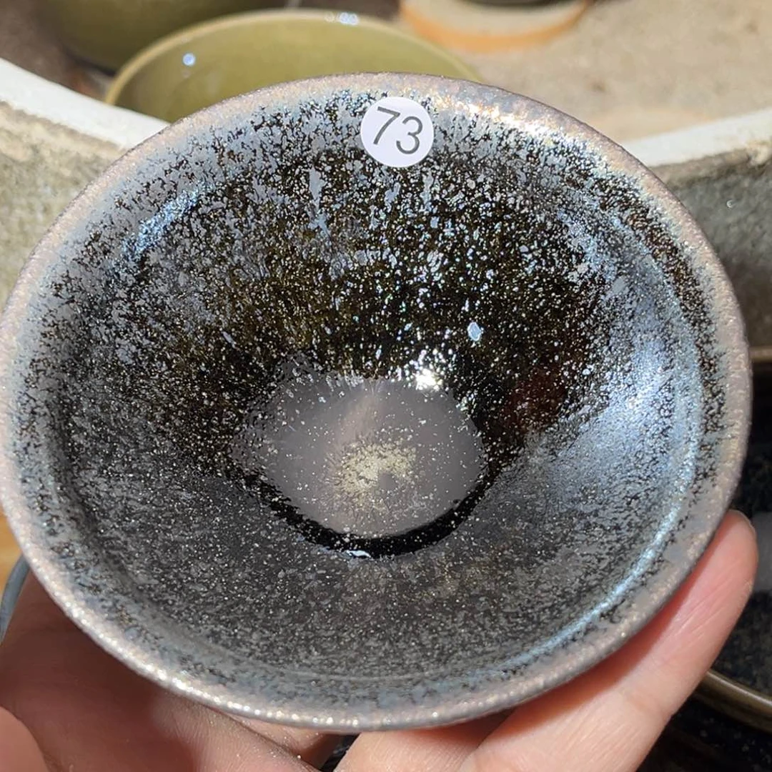 茶盏义兴龙窑坚持真柴烧