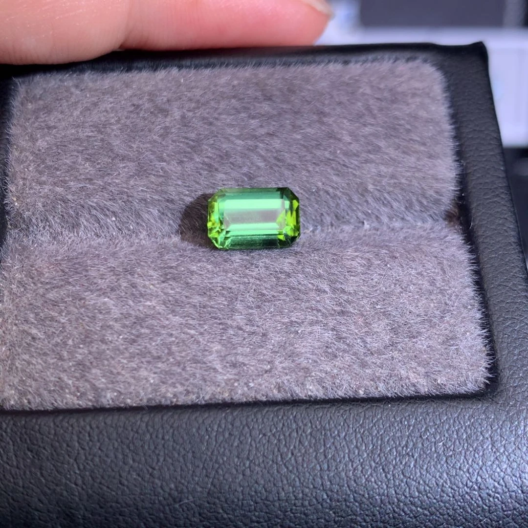 未镶嵌珠宝奇石碧玺2.335ct