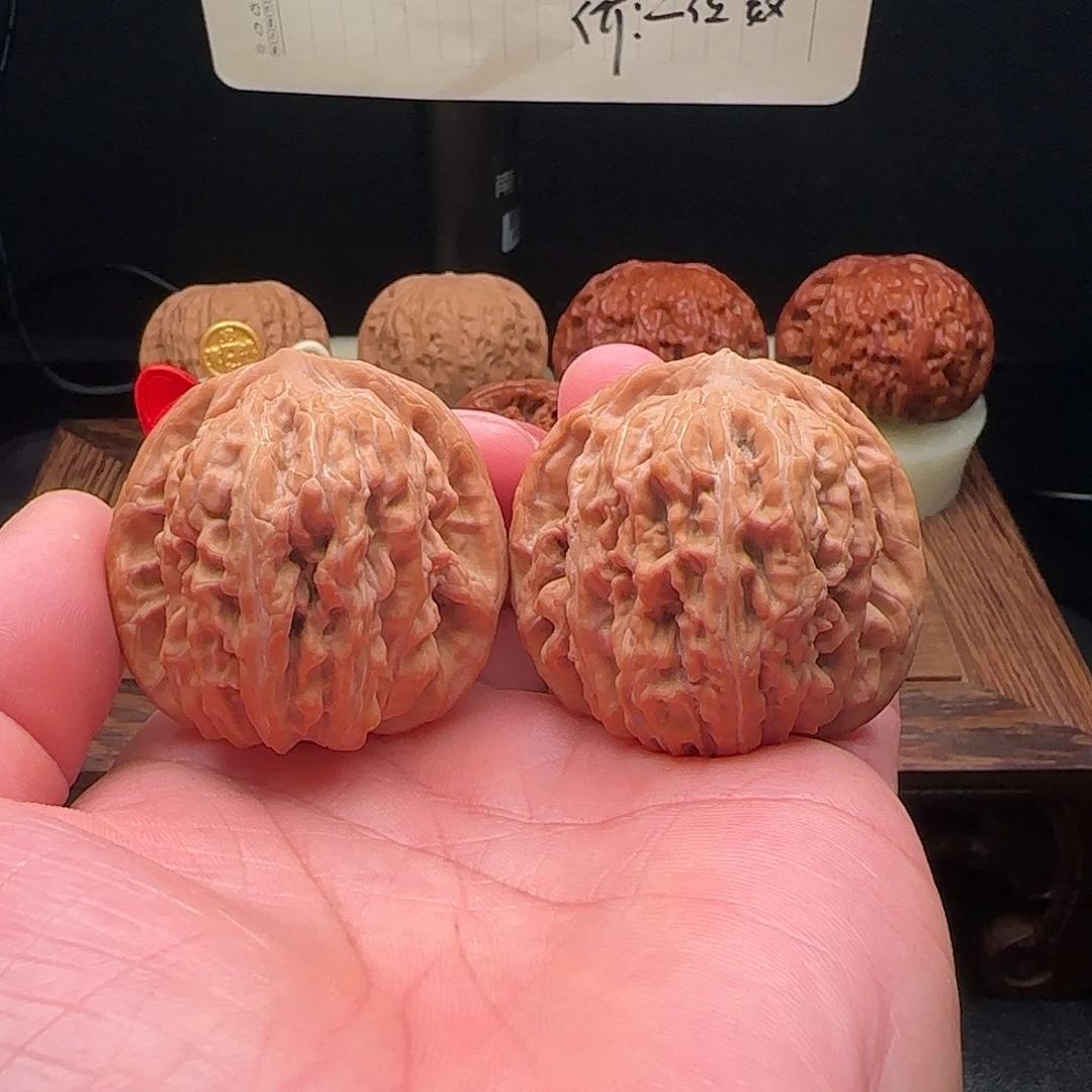 文玩核桃吊坠四座楼