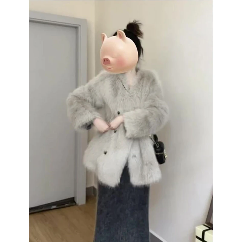 复古毛绒绒皮毛一体外套女秋冬新款内搭灰色毛衣打底长裙三件套装