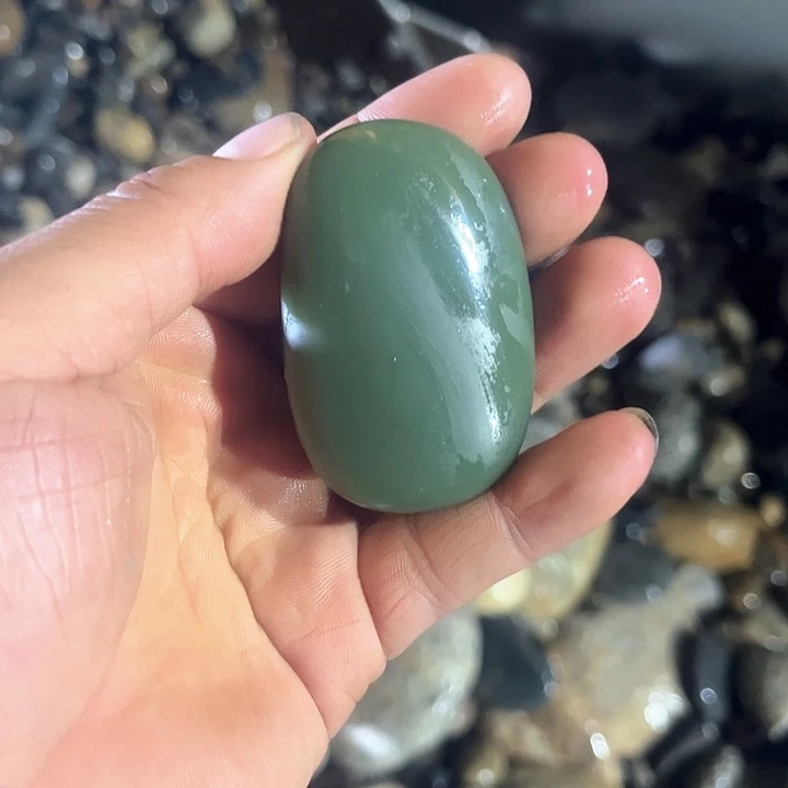 未镶嵌和田玉（糖玉）挂件