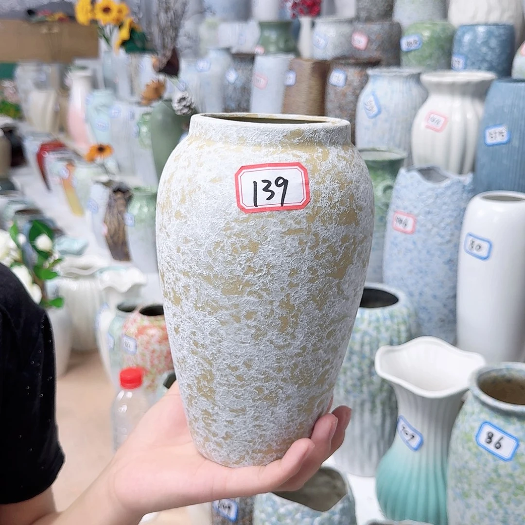 139号陶瓷高20厘米一个