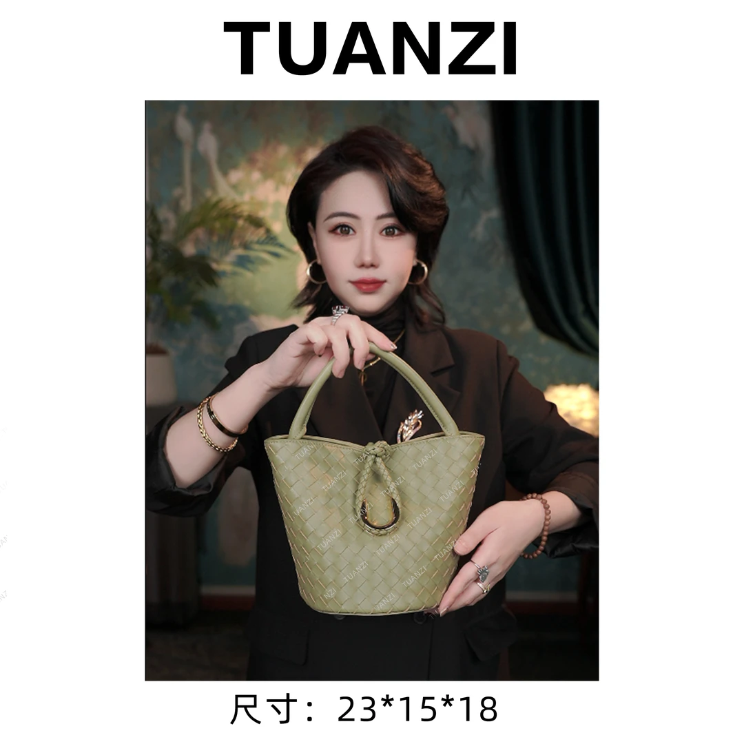 【高端玩家】新款经典女士轻奢时尚腋下女包 J-6471A-浅绿