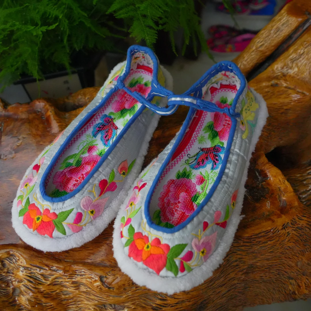 35码毛边千层底纯手工绣花鞋民族风布底手工鞋