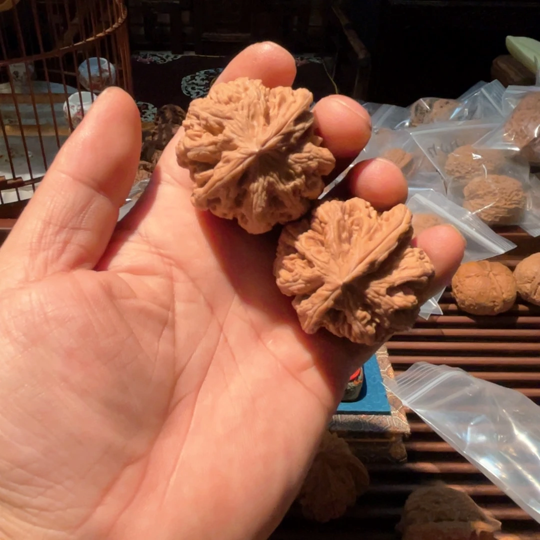 何***核吊坠文玩核桃嘎嘎嘎嘎