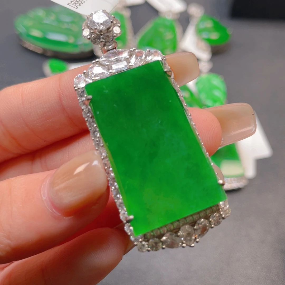 翡翠银S925镶嵌颈饰