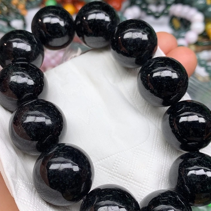 翡翠未镶嵌颈饰手串