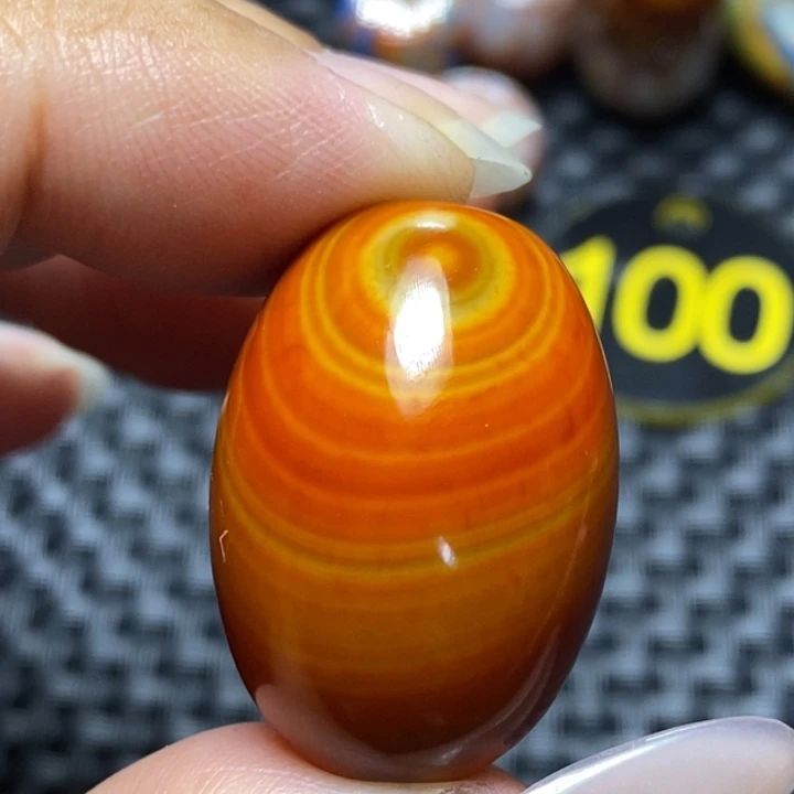 阿***力未镶嵌颈饰玛瑙/玉髓
